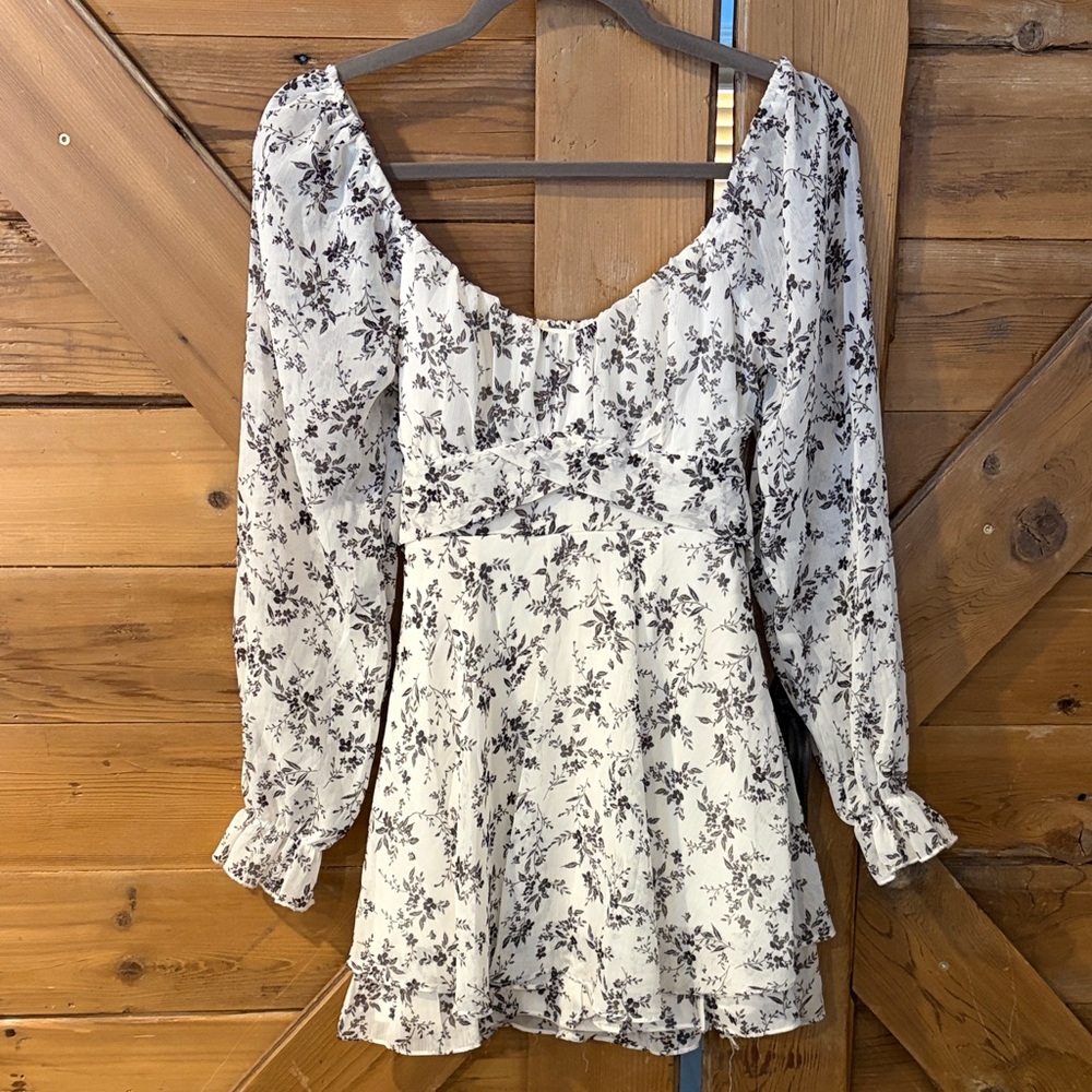 Elegant Floral Long Sleeve Dress